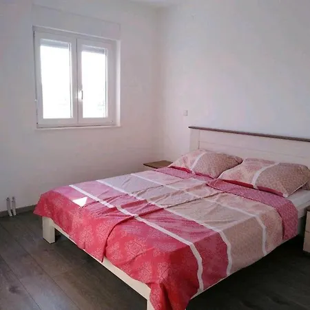 Stjepanovic Apartamento *